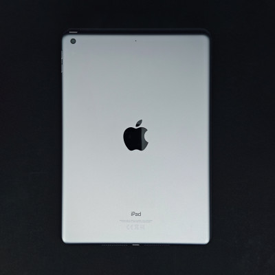 Планшет Apple A1893 iPad (6 Gen) 32GB Wi-Fi Space Grey (MR7F2FD/A) (DNQZ49UUGF8J)