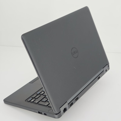 Ноутбук Dell Latitude E5250 FHD / 12.5” / 1920x1080 FullHD / i5-5300U / SO-DIMM DDR3L 4 ГБ / SSD 120 ГБ / Intel HD Graphics 5500 / Класс Б