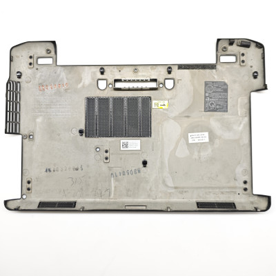 Сервисная крышка для ноутбука Dell Latitude E6630 / AM0LK000503 / Оригинал