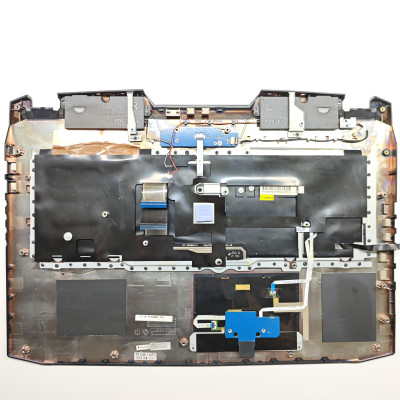Топкейс с клавиатурой и тачпадом для ноутбука XMG U717-XHM Ultimate / 6-39-P7752-21 / Оригинал
