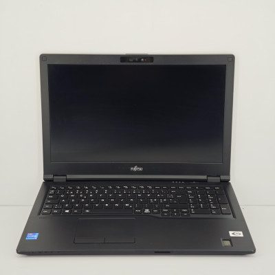 Б/У Ноутбук Fujitsu Lifebook E5511 / 15.6” 1920x1080 FullHD / i5-1135G7 / 8 ГБ / SSD 256 ГБ / Intel Iris Xe / Класс А-