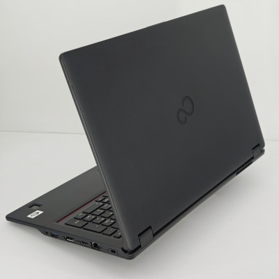 Б/У Ноутбук Fujitsu Lifebook E5511 / 15.6” 1920x1080 FullHD / i5-1135G7 / 8 ГБ / SSD 256 ГБ / Intel Iris Xe / Класс А-