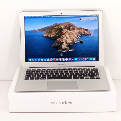 Ноутбук Apple MacBook Air 7,2 A1466 ( FVFX52MNJ1WL ) 1440x900 WXGA+ / 8 ГБ / SSD 250 ГБ / Intel HD Graphics 6000 / Класс А