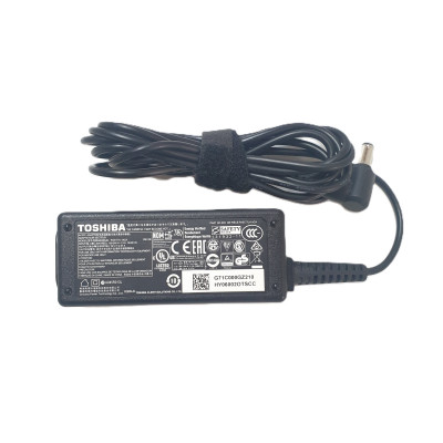 Блок живлення Toshiba ( 19V 2,37A 45 W) 5.5x2.5 original