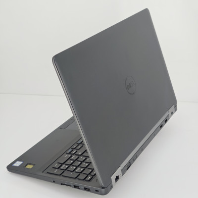Б/У Ноутбук Dell Latitude E5570 / 15.6” 1920x1080 FullHD / i7-6820HQ / 16 ГБ / SSD / 256 ГБ / Radeon R7 M370 2Gb / Класс Б