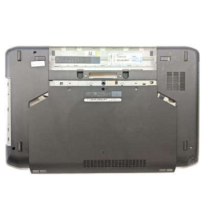 Нижняя часть корпуса для ноутбука Dell Latitude E5530 / CN-053FCF, A0M1000900 / Оригинал