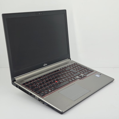 Ноутбук Fujitsu LifeBook E756 / 15.6” / 1366x768 HD / i5-6200U / SO-DIMM DDR4 8 ГБ / SSD 256 ГБ / Intel HD Graphics 520 / Класс Б