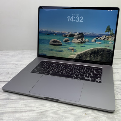 Б/У Ноутбук Apple A2141 (Intel Core i9) 3072x1920 / 16 ГБ / SSD 1 ТБ / AMD Radeon Pro 5500M / Клас А
