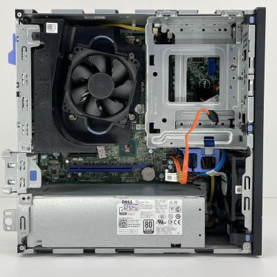 Б/У Комп'ютер Dell OptiPlex 5040 SFF/i3-6100/DDR3L 16 ГБ/SSD 240 ГБ/500 ГБ/Intel HD Graphics 530/180 Вт/2/4