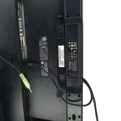 Б/У Монитор 24" Dell U2412Mb / 1920x1200 WUXGA / WLED / IPS / 8 мс / VGA, DVI, DisplayPort, USB hub 2.0 / Класс А /