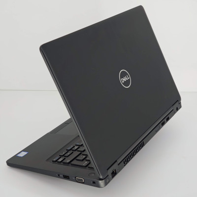 Ноутбук Dell Latitude 5490 / 14” / 1366x768 HD / i3-7130U / SO-DIMM DDR4 8 ГБ / SSD 500 ГБ / Intel UHD Graphics 620 / Класс Б