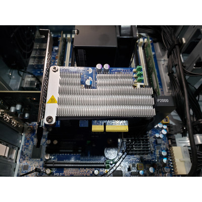 Б/У Компьютер HP Z440 / Xeon E5-1650V4 / DDR4 32 ГБ / HDD 500 ГБ / NVIDIA Quadro P2000 5Gb / 700 Вт / 6 / 12